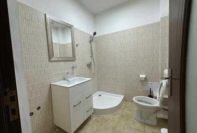 Birou de închiriat – etajul 3, într-o clădire modernă de birouri, cu acces strad Birou de închiriat – etajul 3, într-o clădire modernă de birouri, cu acces strad - 7