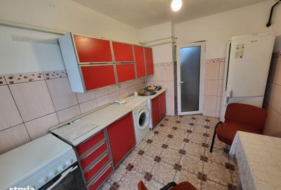 Apartament cu 4 camere decomandat în Micro 18 - 1