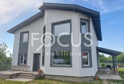 Casă cu 5 camere în Central