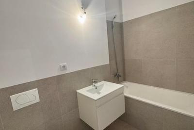 Apartament cu 3 camere semidecomandat în Podu Roș - 4