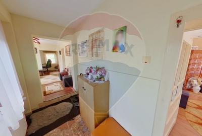 Casa / Vila cu 5 camere de vanzare in zona Est - 8