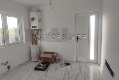 Casă cu 3 camere în Ciurbești - 4
