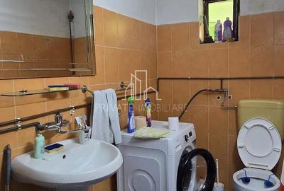 Casă cu 2 camere cu Teren 1334 Mp în Sighișoara