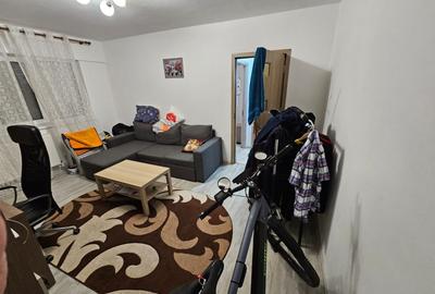 Apartament cu 2 camere semidecomandat, mobilat în Casa de Cultură - 2