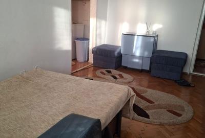 Apartament cu 2 camere semidecomandat în Micro 38 - 7