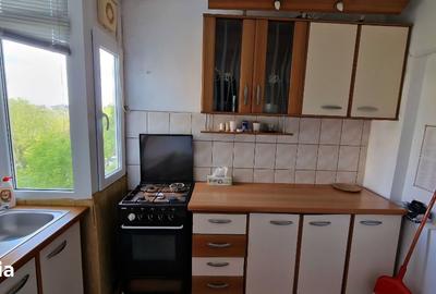 Apartament cu 3 camere decomandat în Calea București - 4