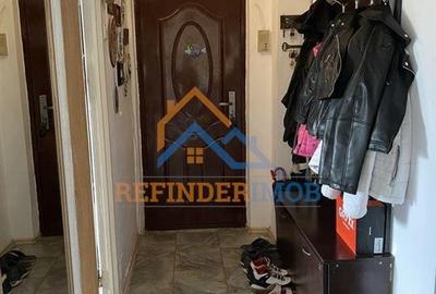 Apartament de vanzare, 3 camere, zona Fizicienilor - 11