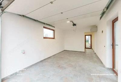 Casă cu 4 camere cu Canalizare în Central - 9