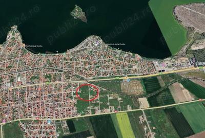 Teren de 1500 mp, în Ovidiu