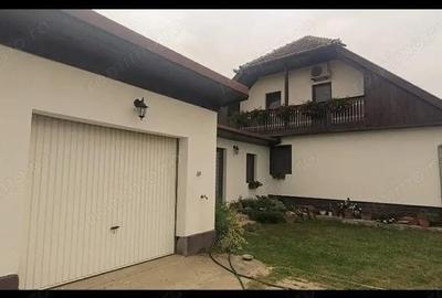 Casă cu 5 camere cu Canalizare în Sălard - 1