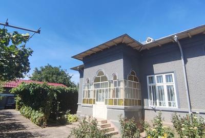 Casă cu 4 camere în Florești - 1