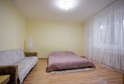 Garsonieră în P-ța Muncii