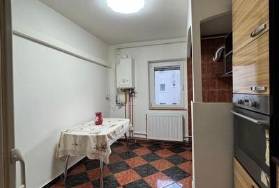 Apartament cu 2 camere decomandat în Central - 4