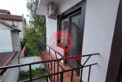 Spațiu comercial, de 467 mp, în Central - 3