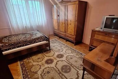 Casă cu 6 camere cu Canalizare în Berceni - 11