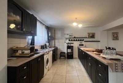 Vila Matei Busteni pret 420000€ negociabil - 5