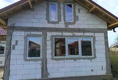 Casă cu 2 camere decomandat în Central - 3
