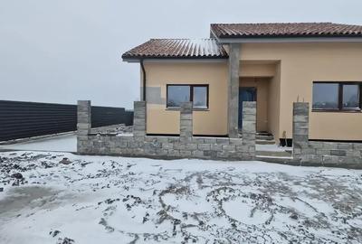 Casă cu 4 camere cu Canalizare în Cernica - 6