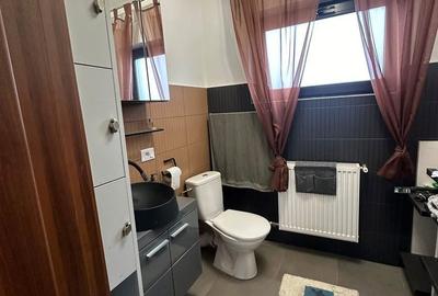 Casă cu 3 camere în Central - 2