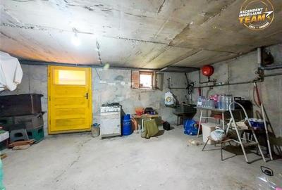 Tur 3D! Resedinta notabila,pe armonios cadru natural,distinse faciliati,Central, Tur 3D! Resedinta notabila,pe armonios cadru natural,distinse faciliati,Central, - 35