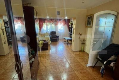 Casa cu 6 Camere in Predeal, cu Vedere Spre Munte - 13