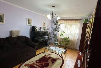 Apartament cu 3 camere decomandat în Holboca - 6