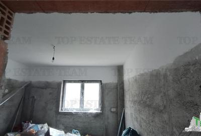 Casa de vanzare cu perete individual - Intimitate si confort garantate! - 6