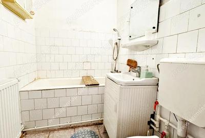 Apartament cu 2 camere, situat in Micro 16, la parter! - 8