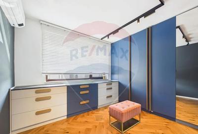 Casă cu 5 camere în Central - 9