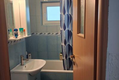Apartament cu 3 camere decomandat în 8 Martie - 1