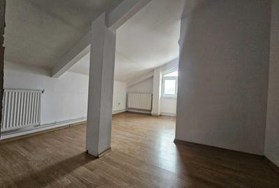 Spațiu comercial, de 12 mp, în Ultracentral - 1