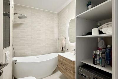 Apartament cu 3 camere în Central - 3