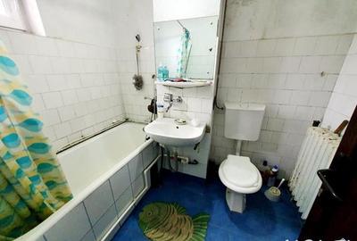 Apartament cu 3 camere decomandat, mobilat în 9 Mai - 9
