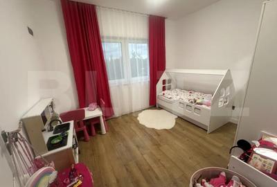 Casă cu 3 camere cu Teren 3600 Mp în Păulești - 14