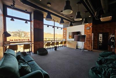 Spațiu comercial, de 120 mp, în Central