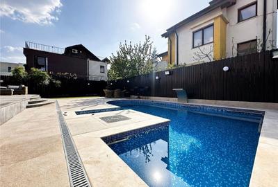 Casă individuală cu 8 camere cu Canalizare în Central - 2