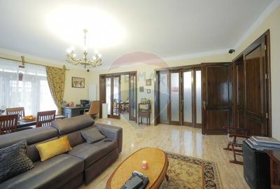 Hotel/Pensiune, de 438 mp, în Nufărul - 47