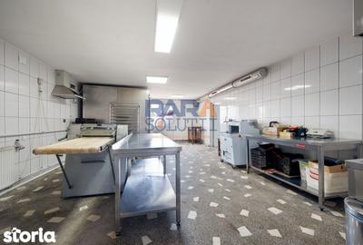 Spațiu comercial, de 380 mp, în Cordun - 4