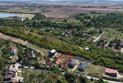 Teren de 594 mp, în Podgoria - 3