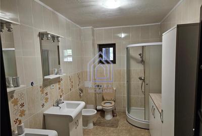 Suceava, casa deosebita in zona linistita. - 18