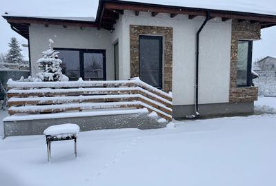 Casă cu 4 camere în Tunari - 5