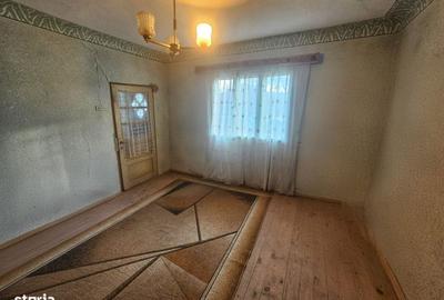 Casă cu 4 camere în Teișani - 7