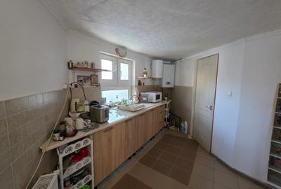 Casă cu 3 camere cu Canalizare în Dămăroaia - 6