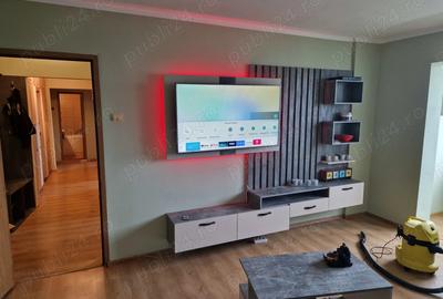 Inchiriez apartament 3 camere, Pitesti, zona Nord