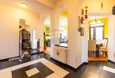 Casa / Vila de vanzare in Mogosoaia, langa lac si padure - 5