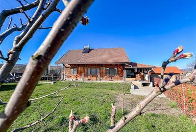 Casă cu 3 camere cu Canalizare în Exterior Est - 23