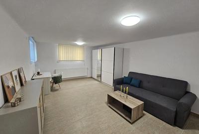 Garsonieră decomandată în Central - 8