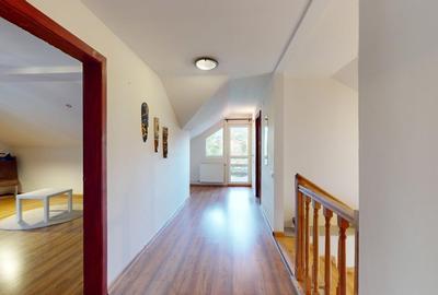 Casa cu curte si gradina, recent renovata, zona linistita, la 15 km de Brasov - 9