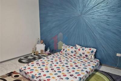 Casa 4 camere din Caramida,zona Centrala, pretabil pentru 2 - 7