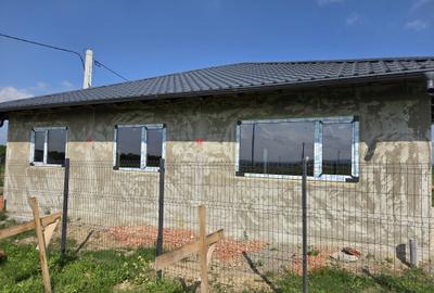 Casă individuală cu 4 camere cu Teren 500 Mp în Central - 2